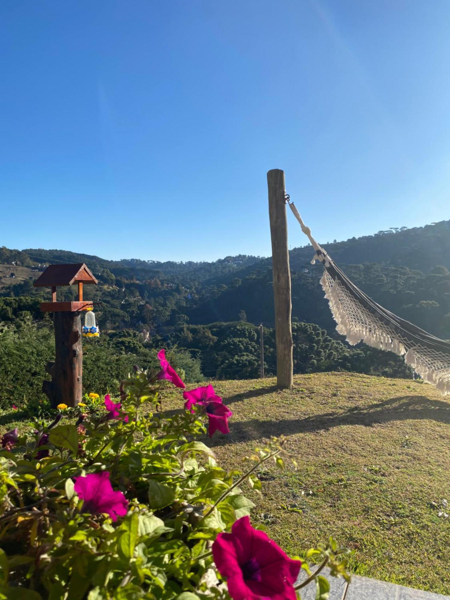 Casa Aconchegante Na Montanha Lejlighed Campos do Jordão Eksteriør billede